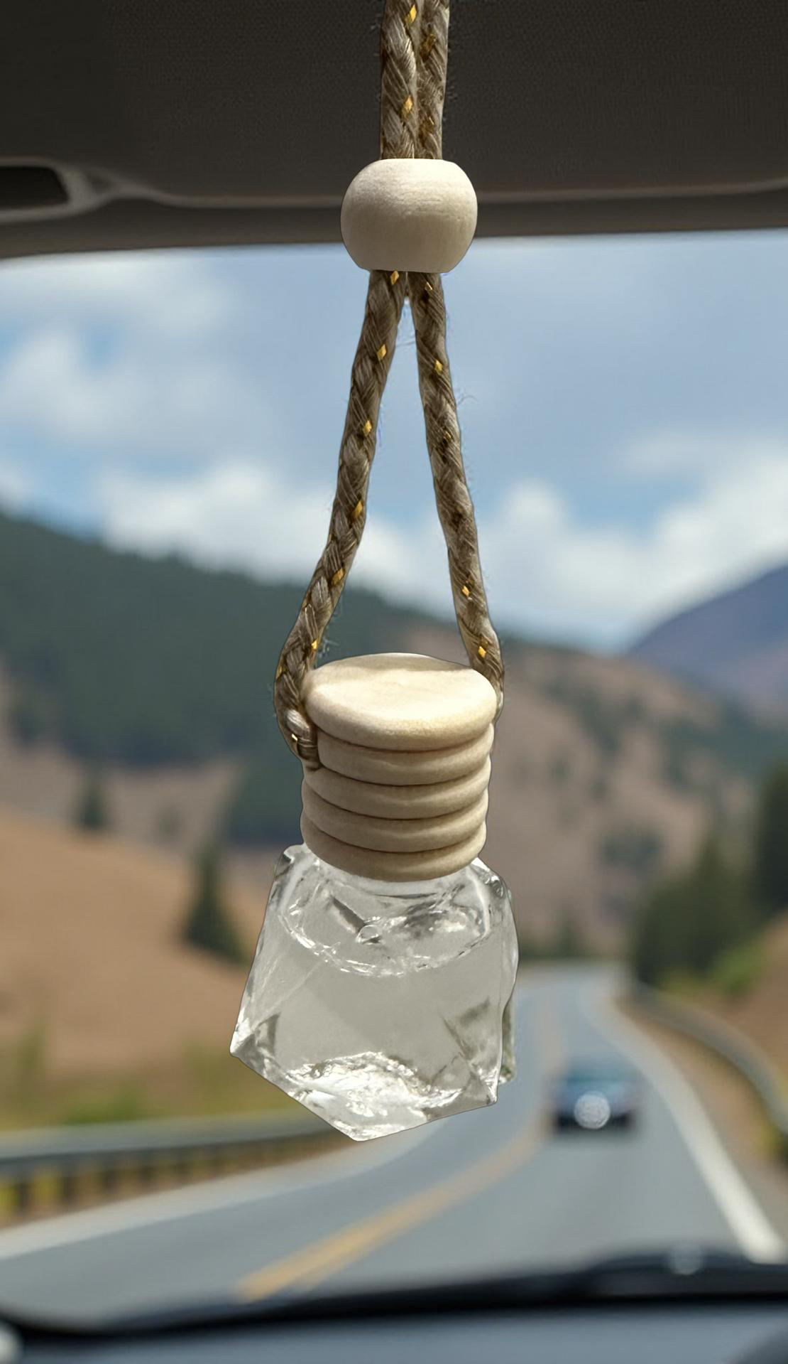 Oakmoss Amber Car Freshener