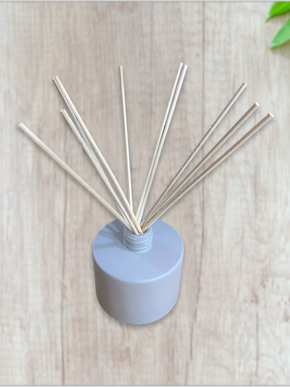Vanilla Musk Reed Diffuser image 2